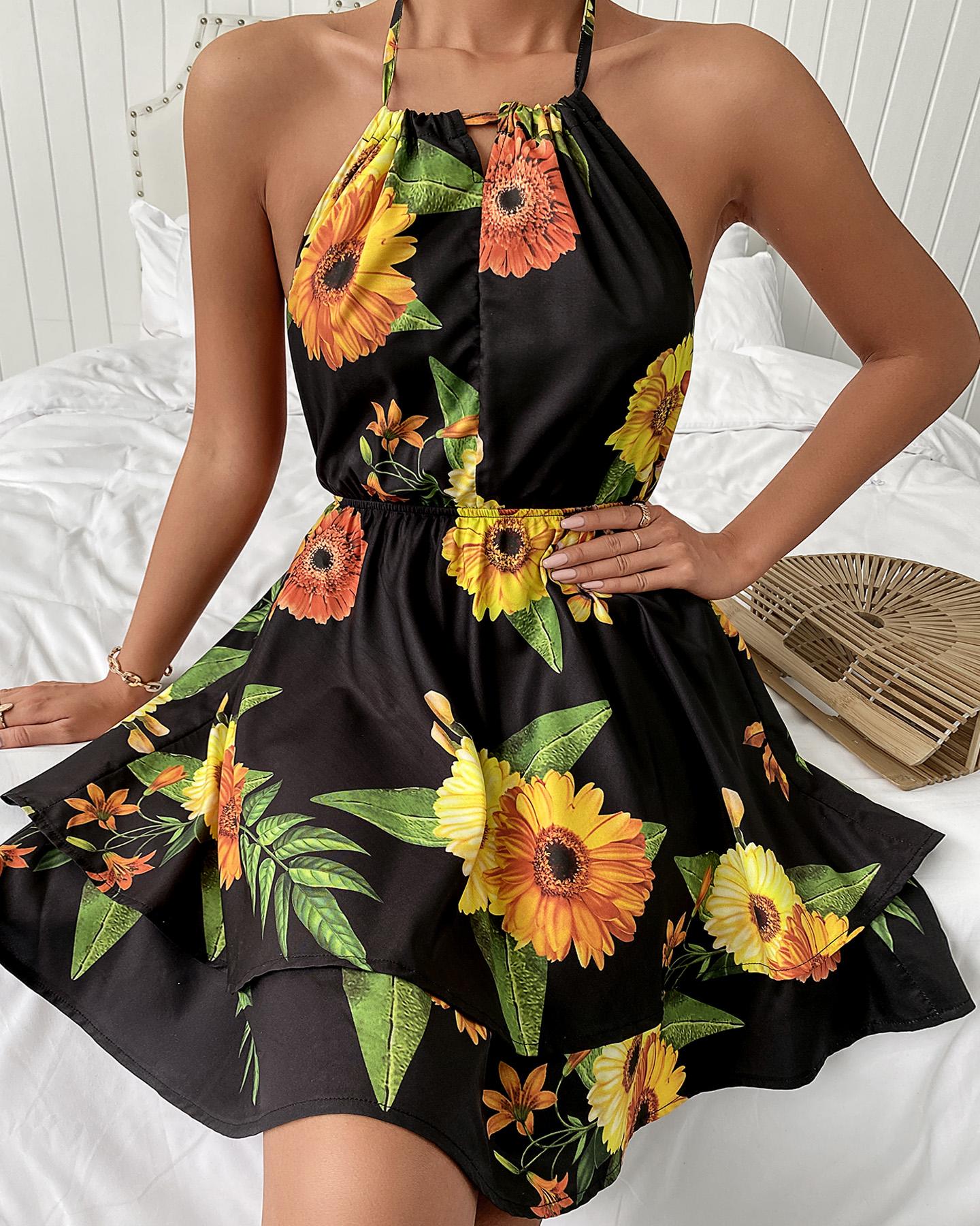 

Halter Floral Print Cutout Front Ruched Dress, Black