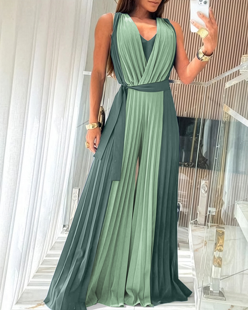 

Colorblock Sleeveless Criss Cross Plunge V Neck Jumpsuit Casual Waist Tied Detail Pleated Romper, Dark green