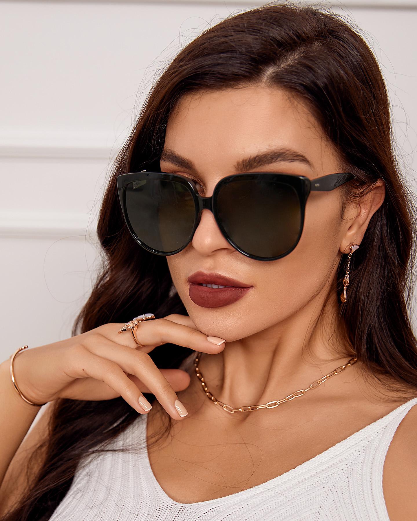 

1 Pair Square Frame Plain Sunglasses, Style1