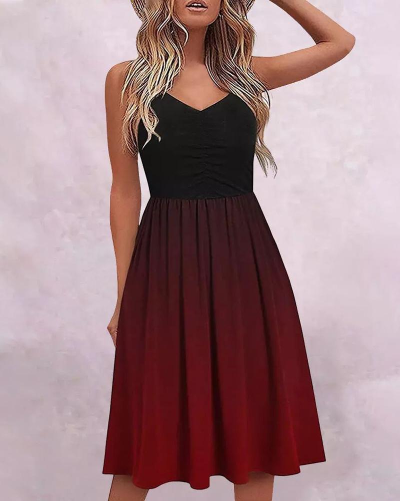 

Ombre Ruched V-Neck Casual Dress, Wine red