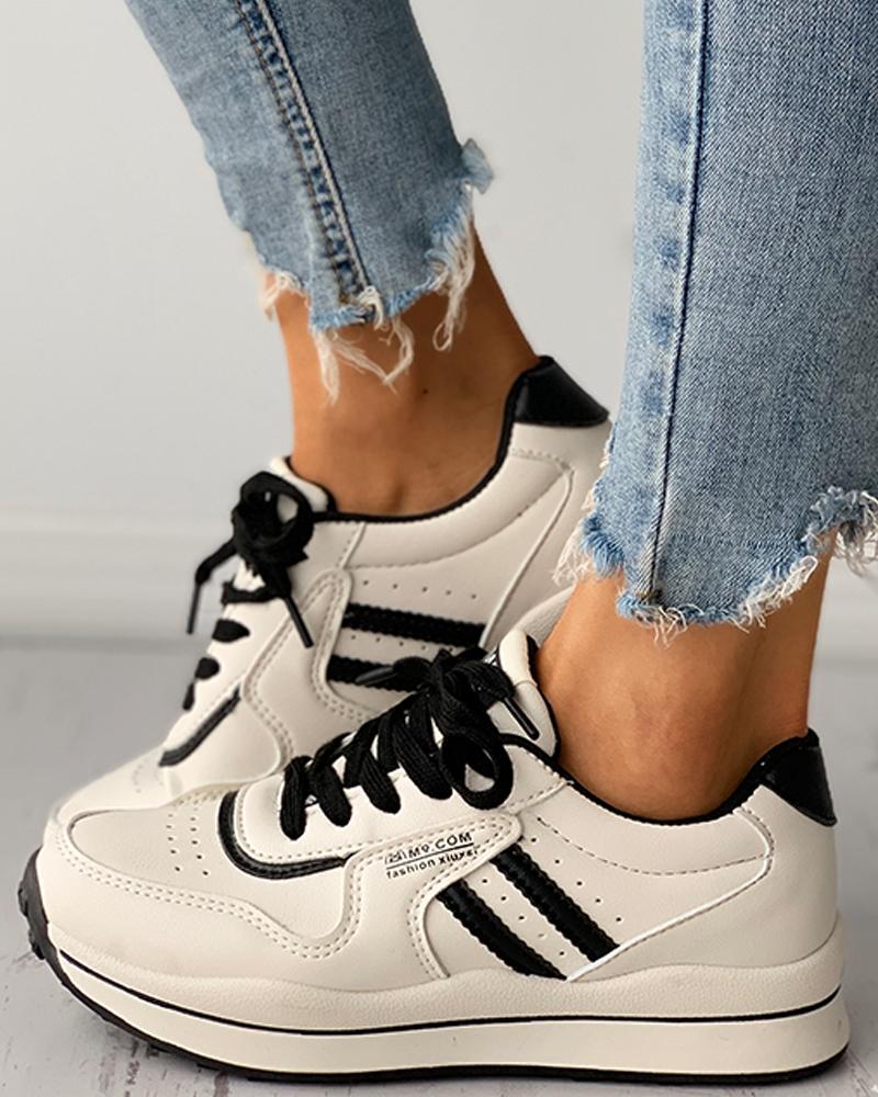 

Colorblock Lace-up Lined Casual Sneaker, Black