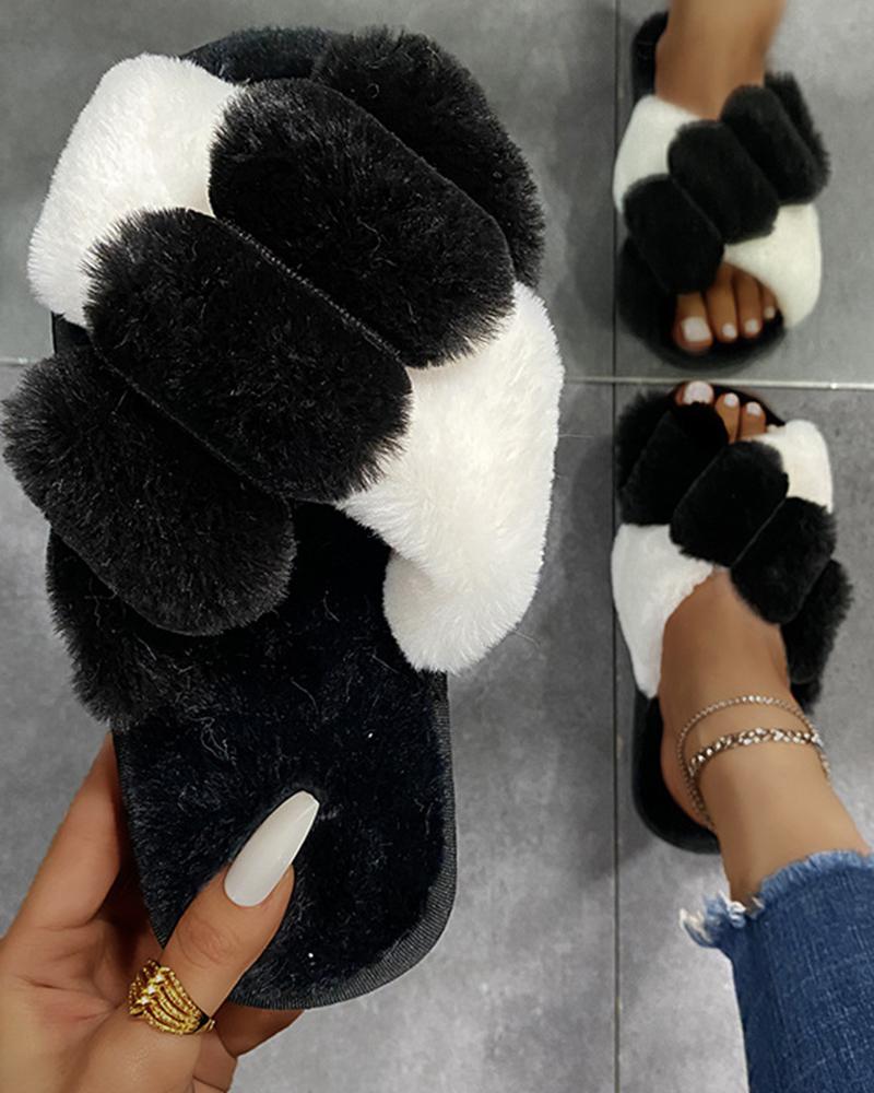 

Crisscross Round Toe Fuzzy Slippers, Black