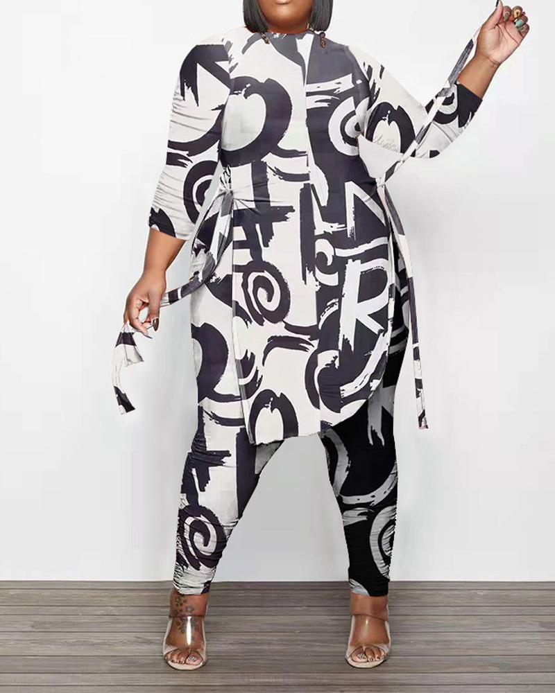 

Plus Size Abstract Print Asymmetrical Hem Top & Pants Set, Blackwhite