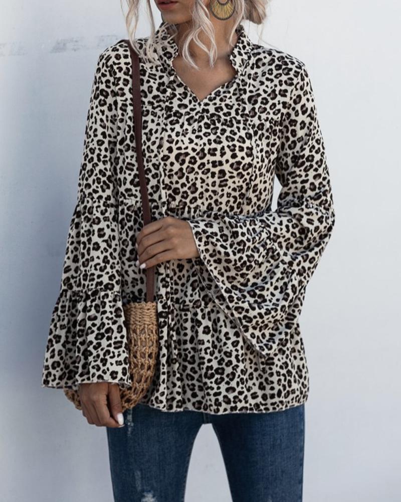 

Leopard Bell Sleeve Loose Ruffles Blouse, Apricot