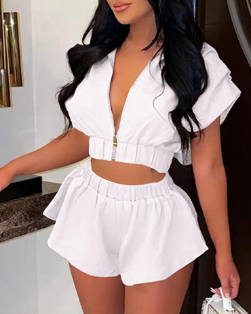 

Zip Up Hooded Crop Top & Shorts Set, White