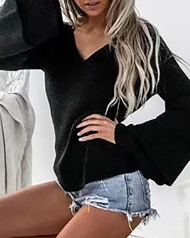 

Ruffles Bell Sleeve Solid Casual Top, Black