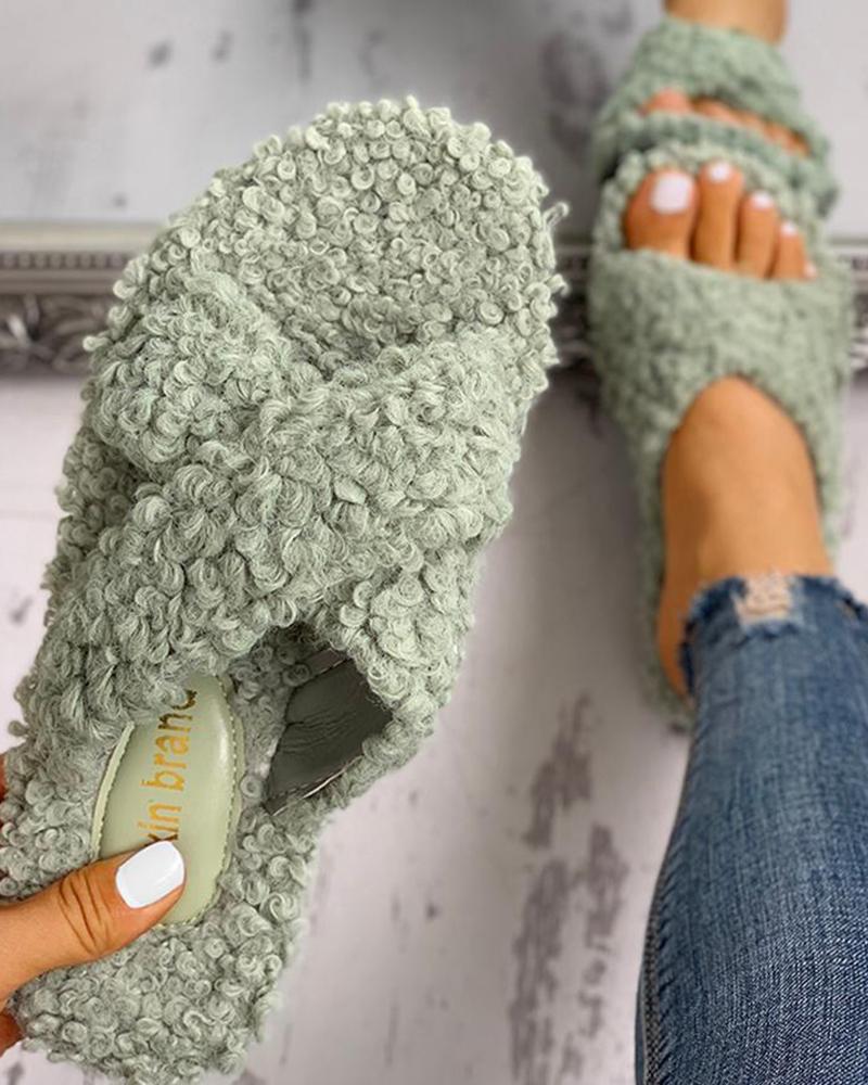 

Solid Fluffy Crisscross Design Flat Sandals, Green