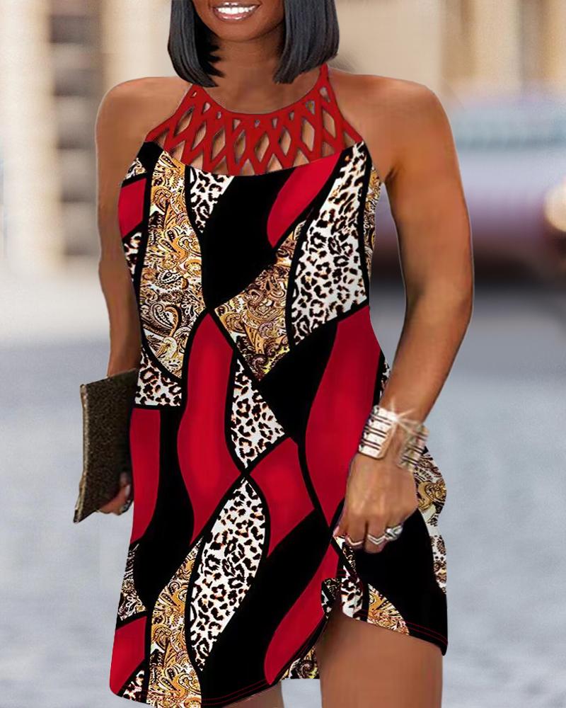 

Plus Size Baroque Leopard Print Hollow Out Casual Dress, Red