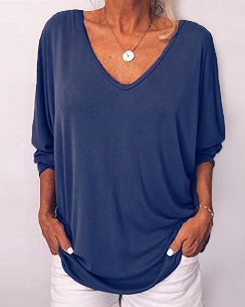 

Plus Size Button Decor V-Neck Top, Dark blue