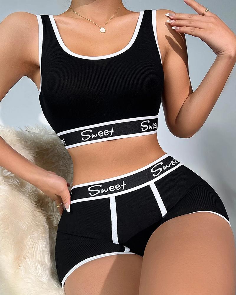 

2 Pieces Contrast Binding Letter Print Scoop Neck Sleeveless Bralette and Skinny Underwear Shorts Set, Black