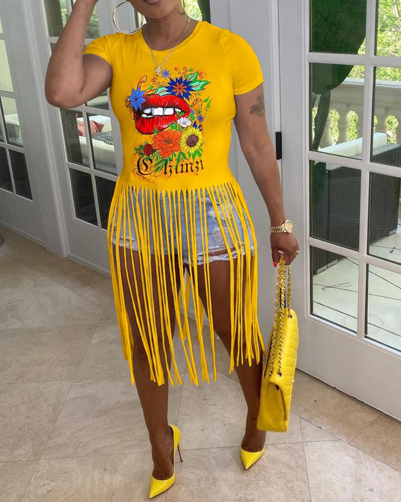 

Floral Letter Lip Print Fringe O Neck T-Shirt, Yellow