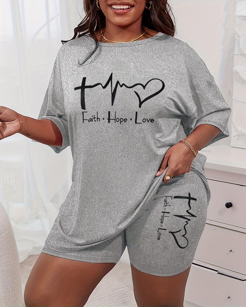 

Plus Size Heart Faith Hope Love Print Pajamas Set, Gray