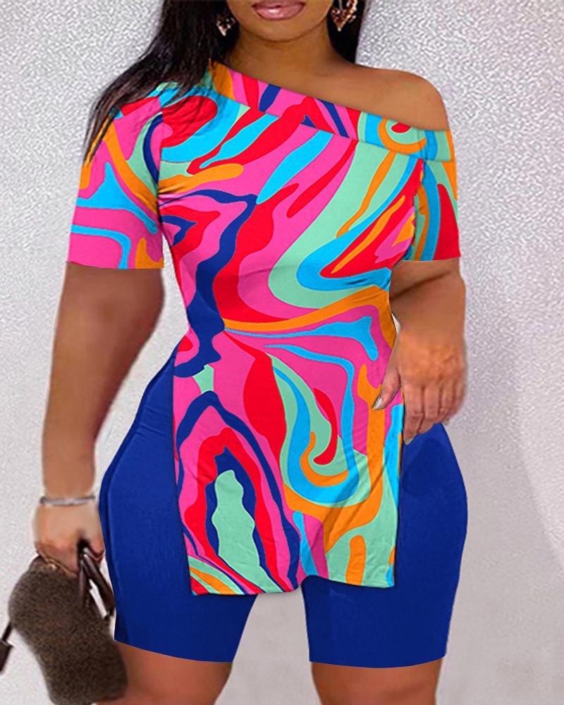 

Plus Size Multi-Color Abstract Print Side Slit Top & Shorts Set, Blue