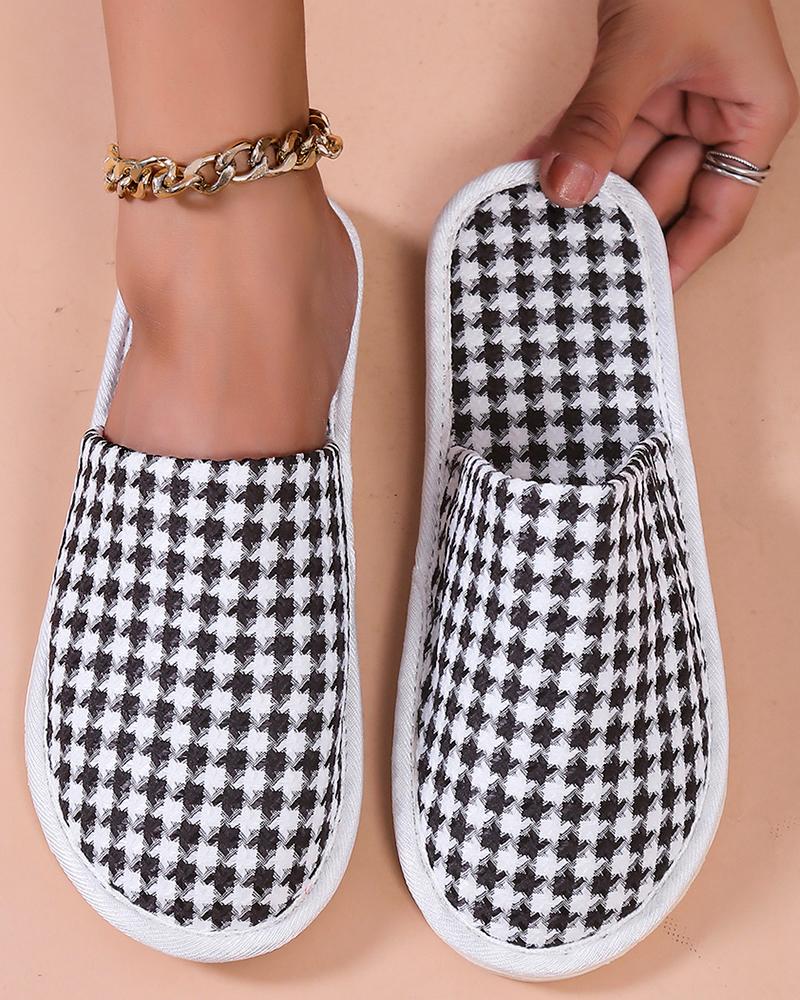 

Houndstooth Pattern Round Toe Soft Slippers, Blackwhite