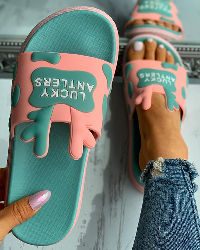 

Colorblock Cartoon Letter Pattern Slippers, Pink