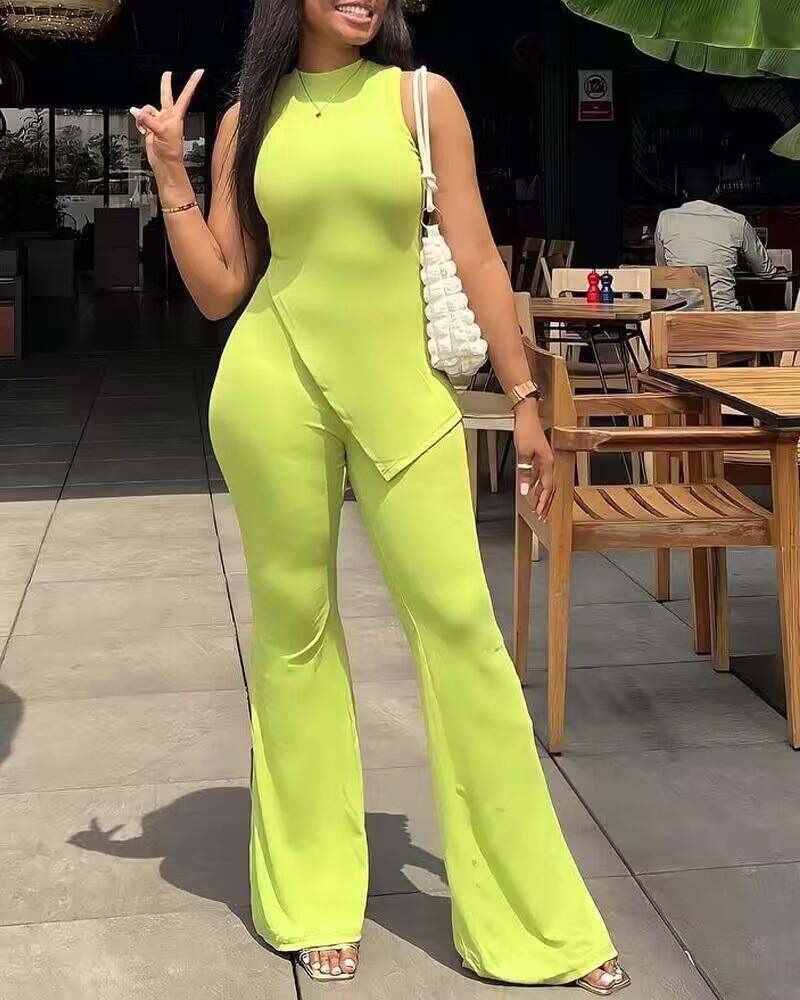 

Asymmetrical Tank Top & Bootcut Slit Pants Set, Green
