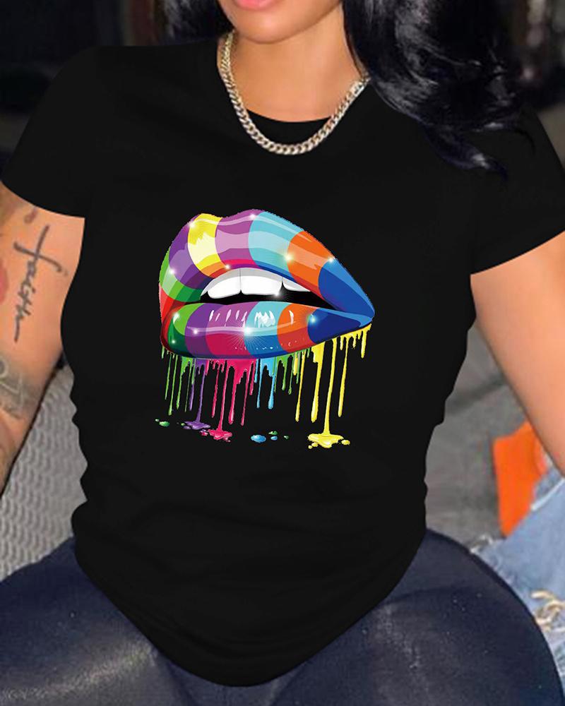 

Plus Size Colorful Lip Print Casual T-shirt, Black