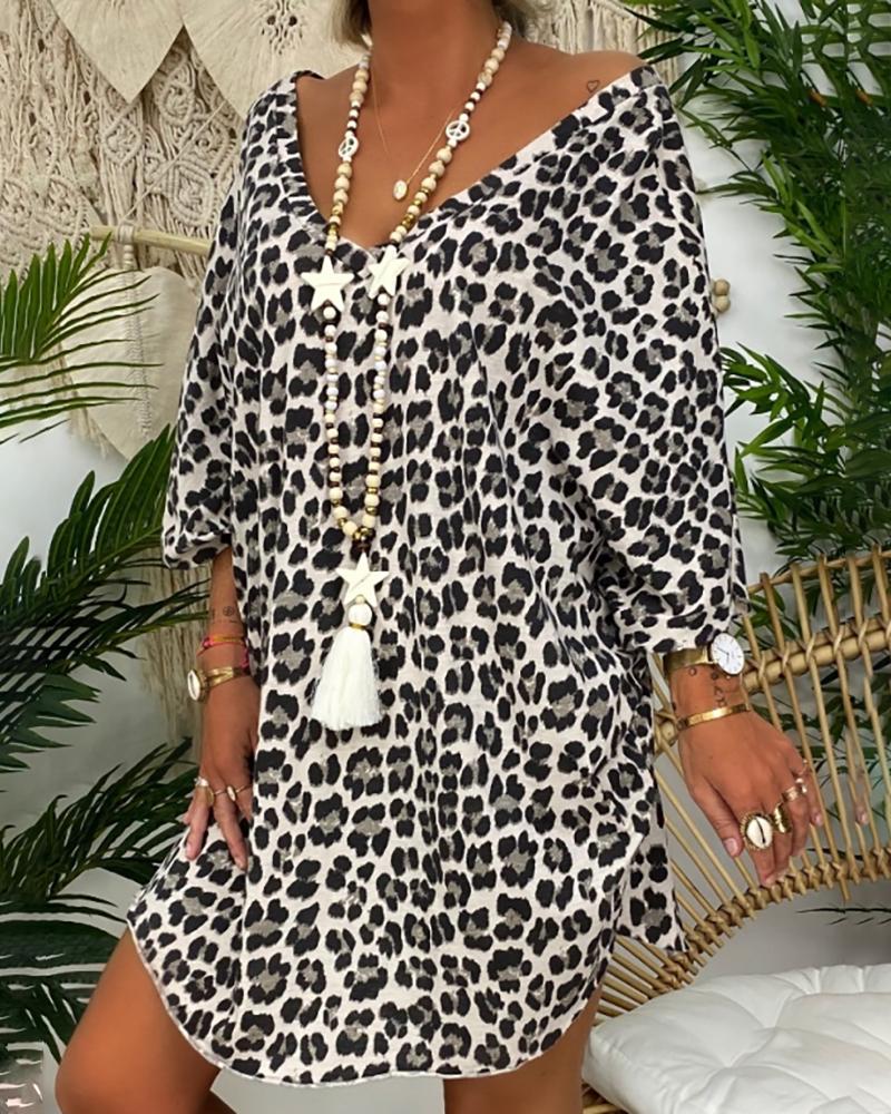 

Batwing Sleeve Cheetah Print Backless Casual Dress, Leopard