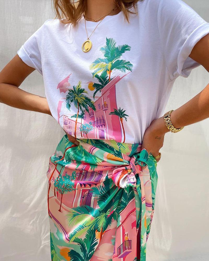 

Graphic Print Short Sleeve T-Shirt & Tropical Print Skirt Set, Multicolor