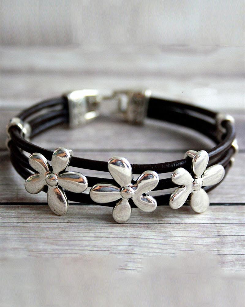 

1pc Floral Pattern Multi-layer Summer Beach Bracelet, Silver