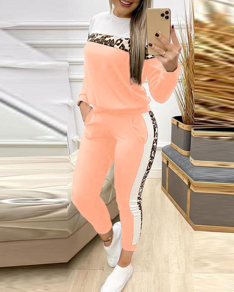 

Cheetah Print Colorblock Women Top & Pants Set, Orange
