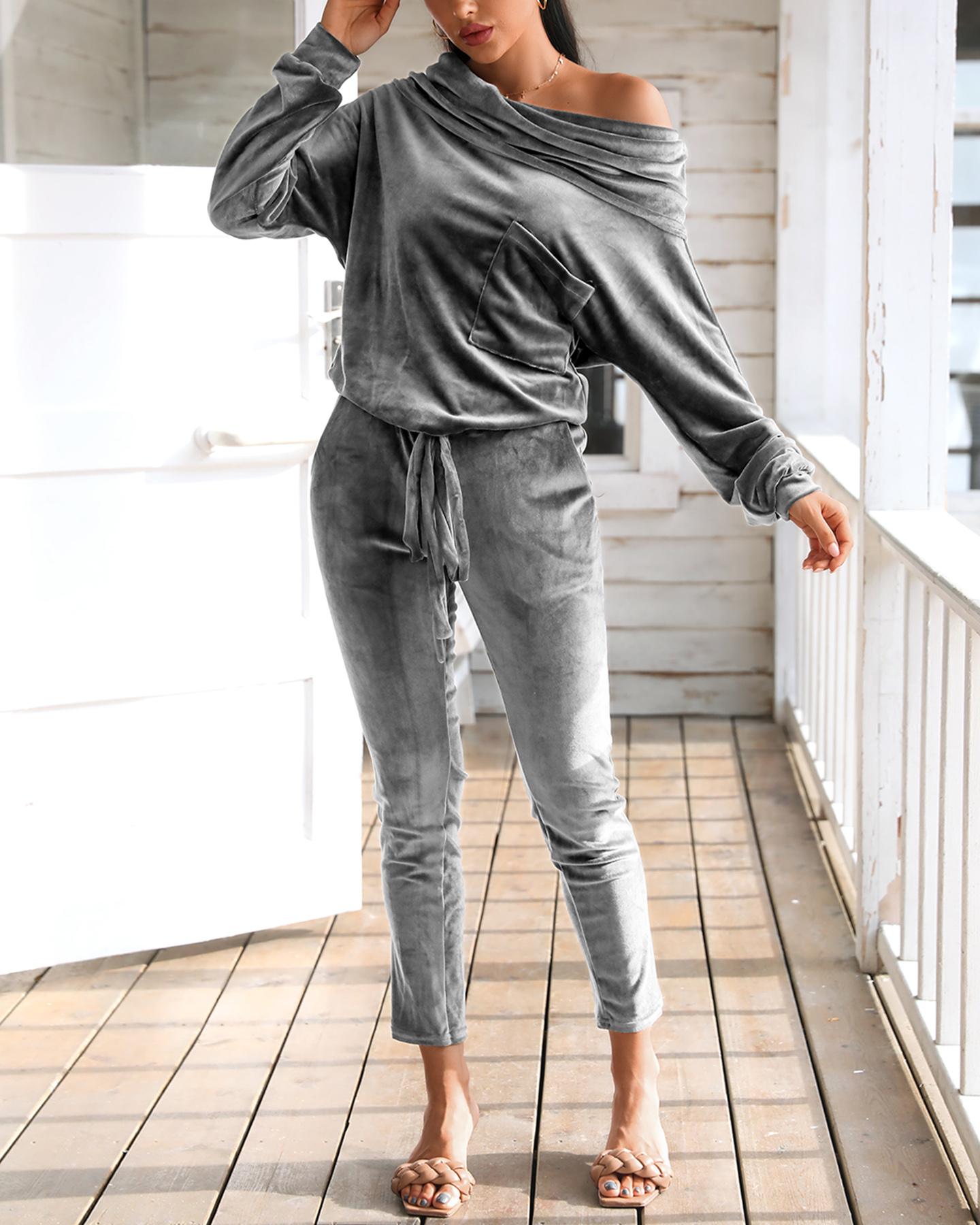 

Off Shoulder Ruched Women Top & Pant Sets, Gray