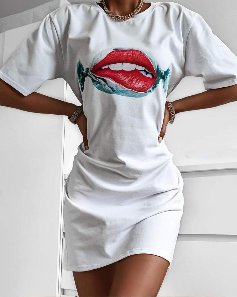 

Lip Print Short Sleeve Casual T-shirt Dress, White