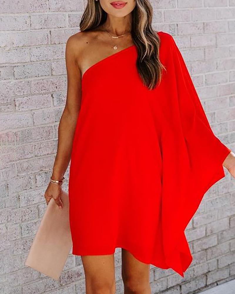 

One Shoulder Batwing Sleeve Party Dress, Red