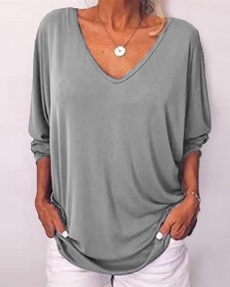 

Plus Size Button Decor V-Neck Top, Gray