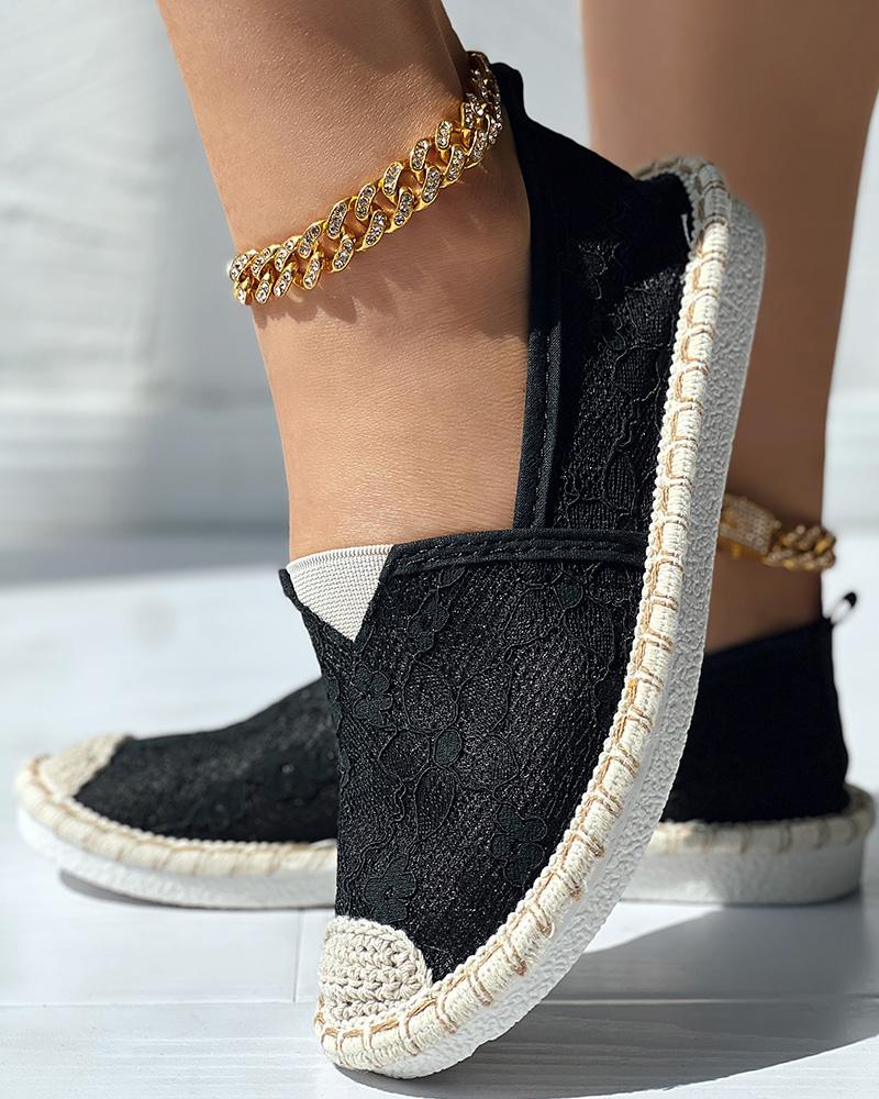 

Crochet Lace Round Toe Slip-On, Black