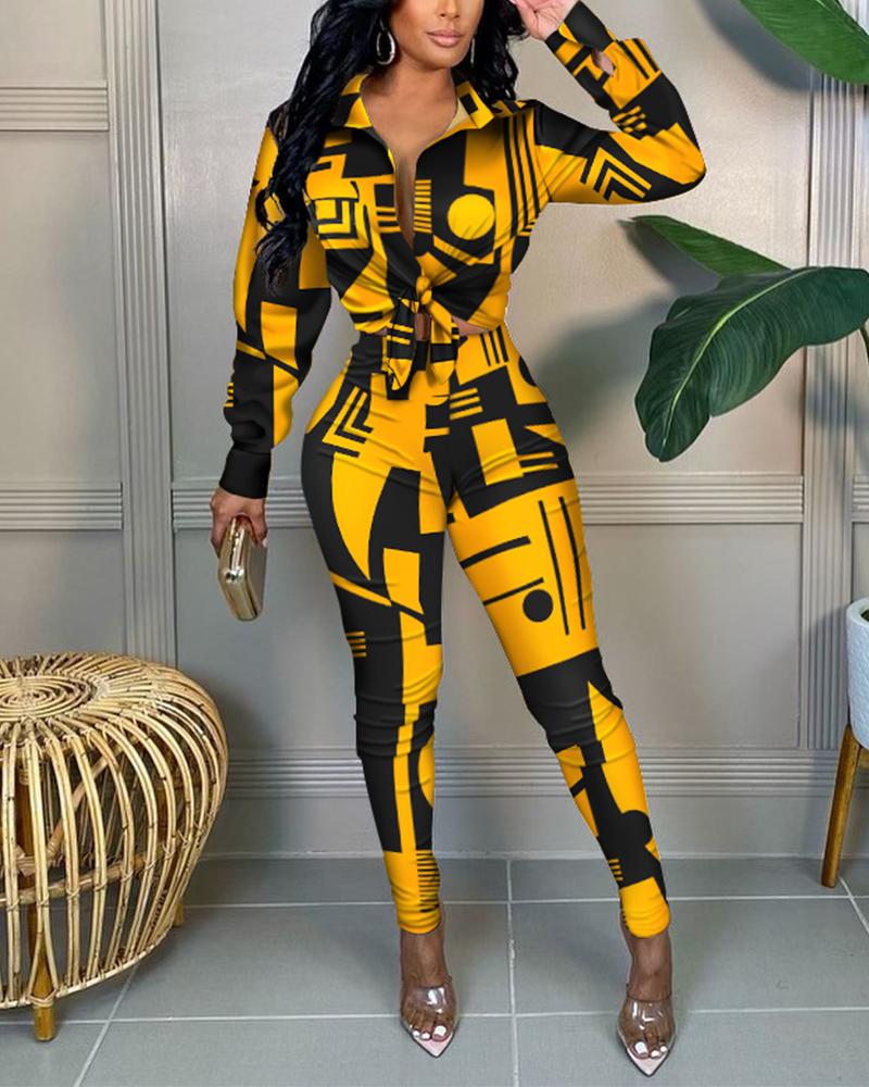 

Abstract Print Knot Front Crop Top & Skinny Pants Set, Yellow