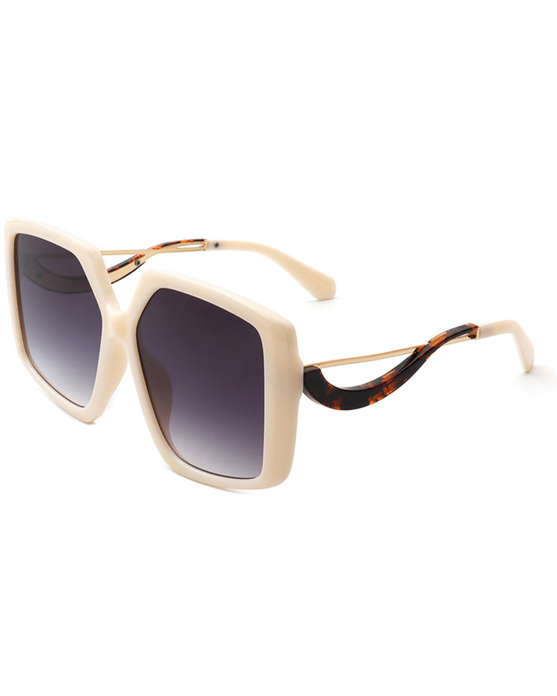 

1Pair Gradient Big Fashionable Square Sunglasses, Beige