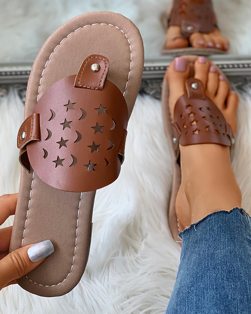 

Toe Post Star Moon Pattern Hollow Out Flat Sandals, Brown