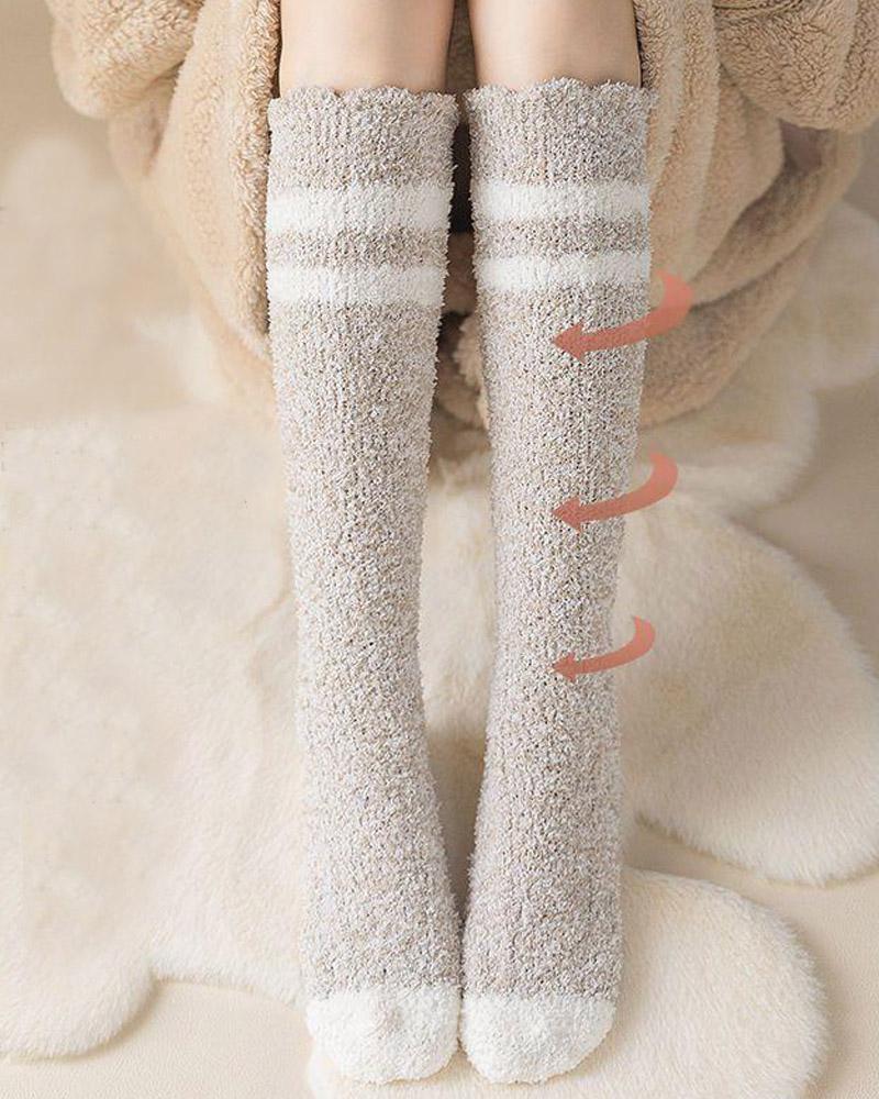 

1Pair Contrast Paneled Over The Calf Fluffy Tube Socks, Coffee