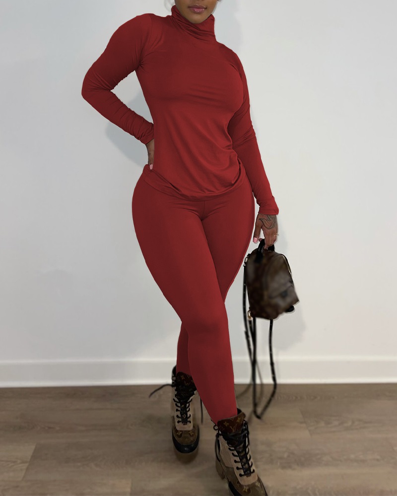 

Long Sleeve High Neck Top & Pants Set, Red