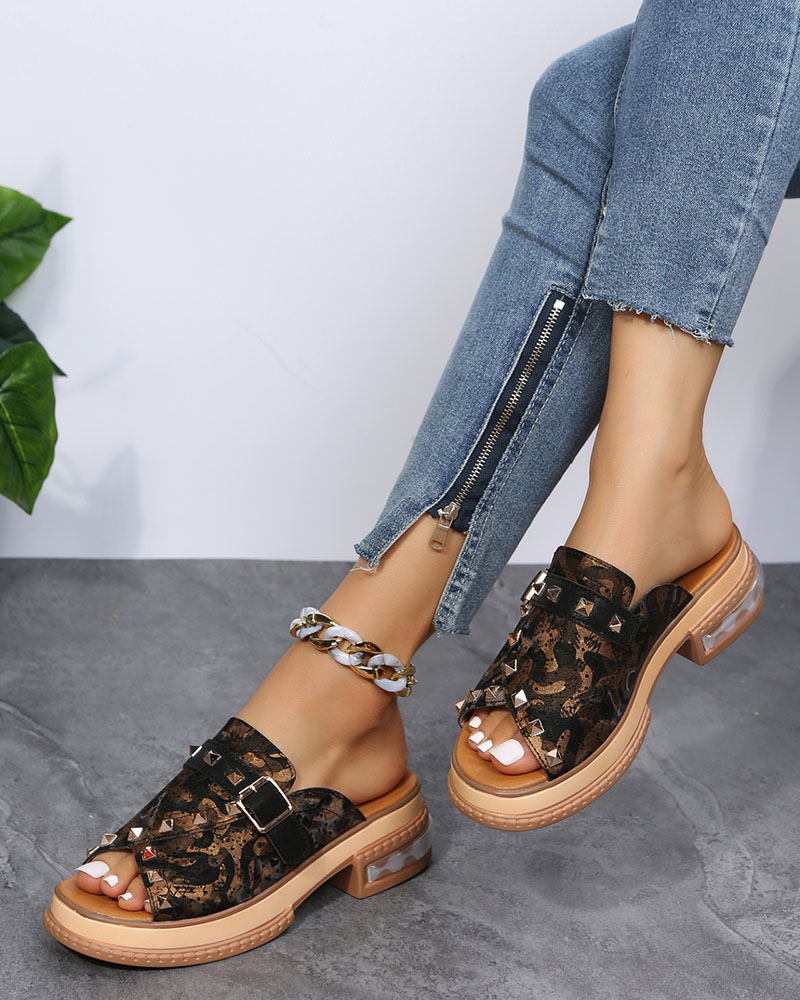 

Peep Toe Buckled Studded Slippers, Brown