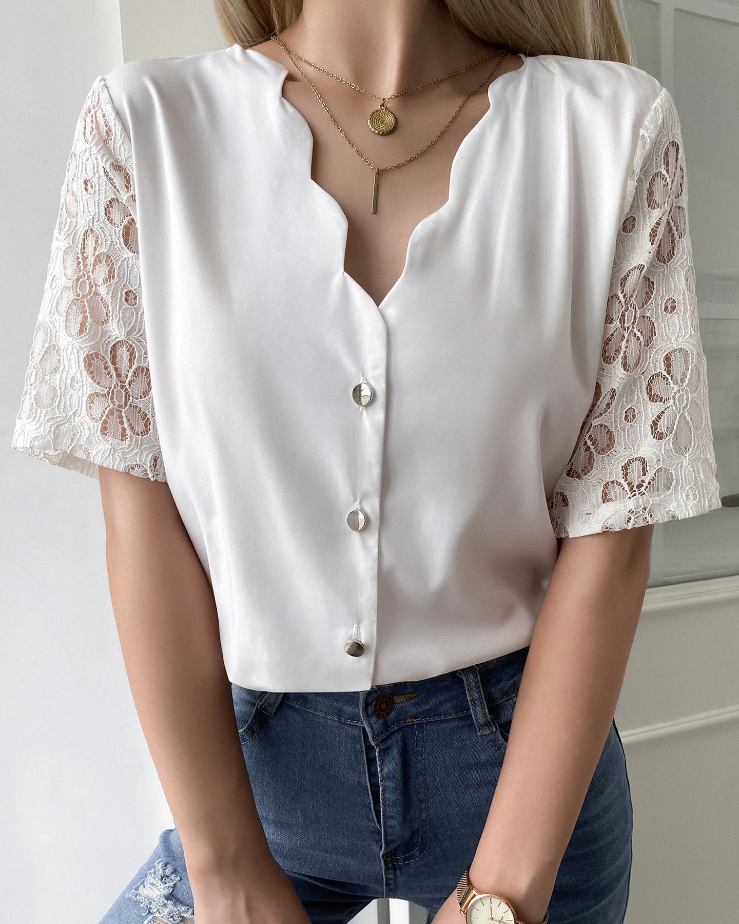 

Floral Pattern Lace Scallop Trim Top, White