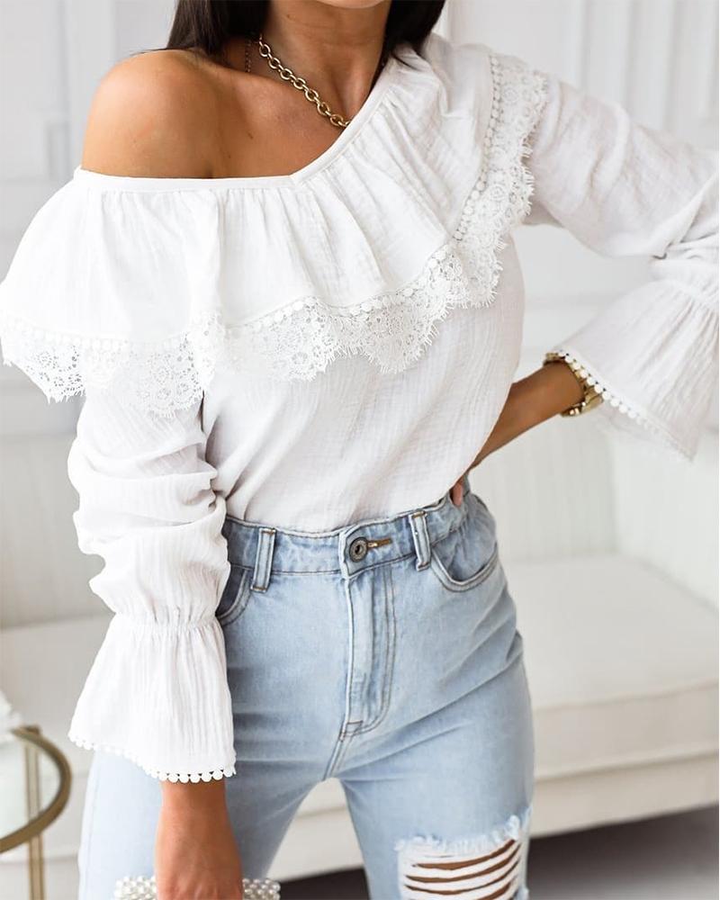 

Lace Patch Long Sleeve Ruffles Top, White