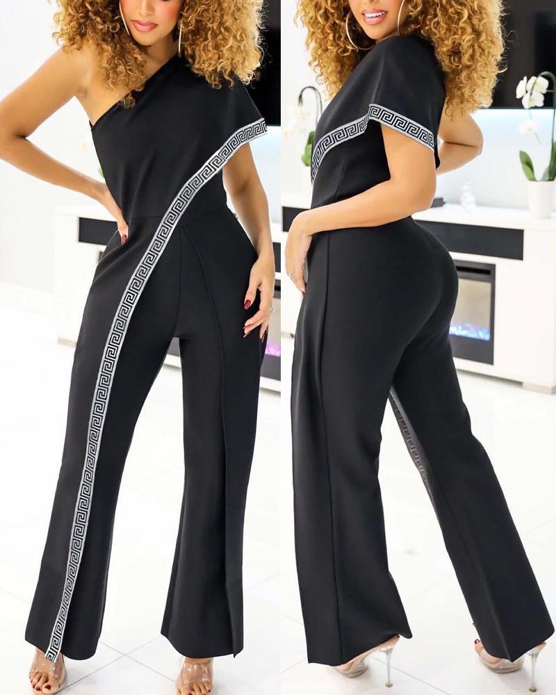 

Geo Trim One Shoulder Jumpsuit, Black