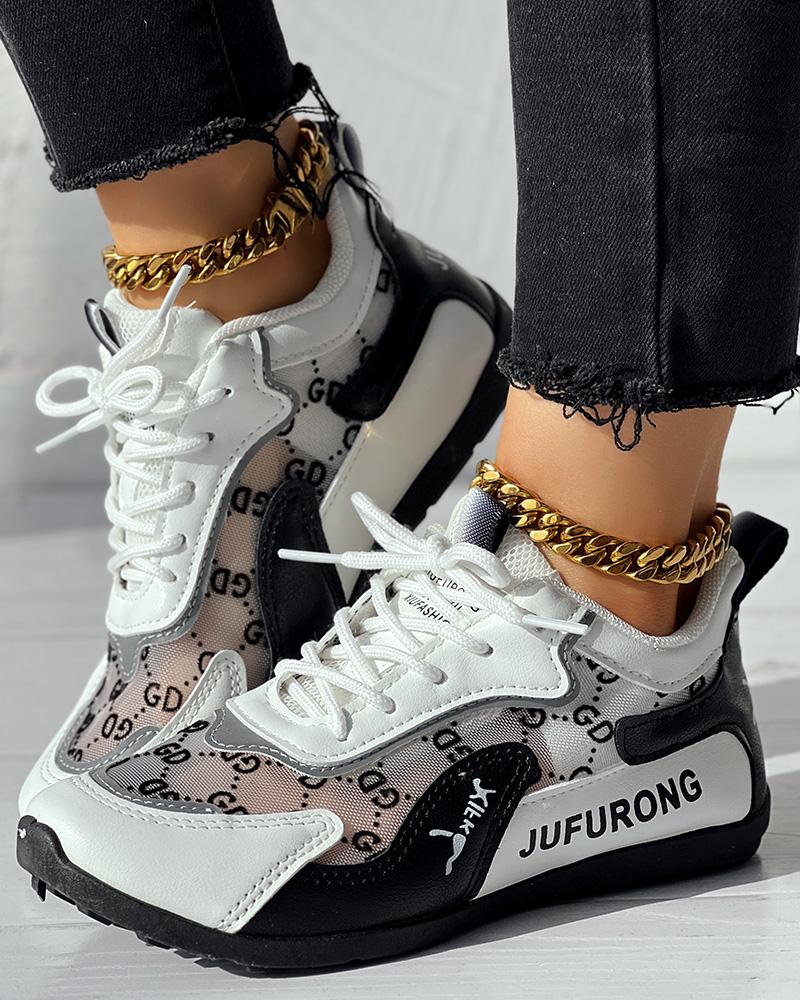 

Colorblock Letter Print Breathable Sneakers, White&black