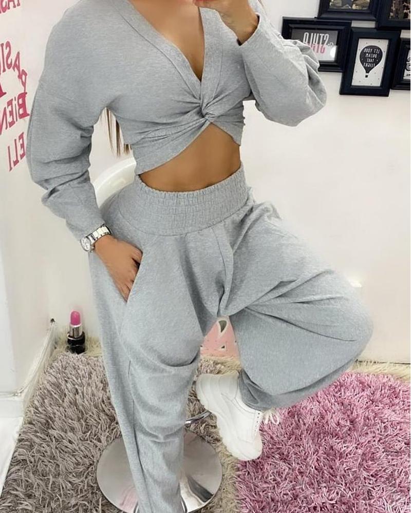 

Twisted Crop Top & Shirring Detail Pants Set, Gray