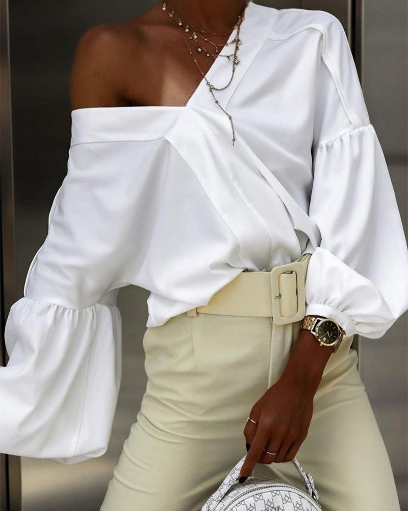 

V-Neck Lantern Sleeve Top, White