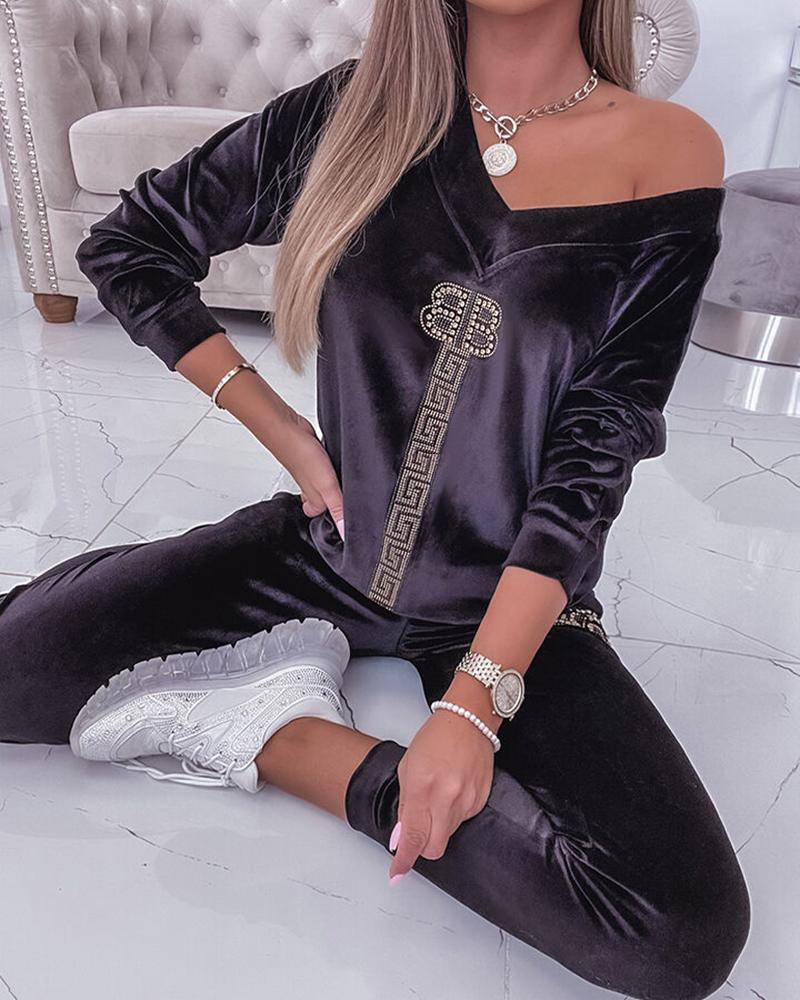 Rhinestone Geometric Letter Pattern Velvet Top & Pants Set