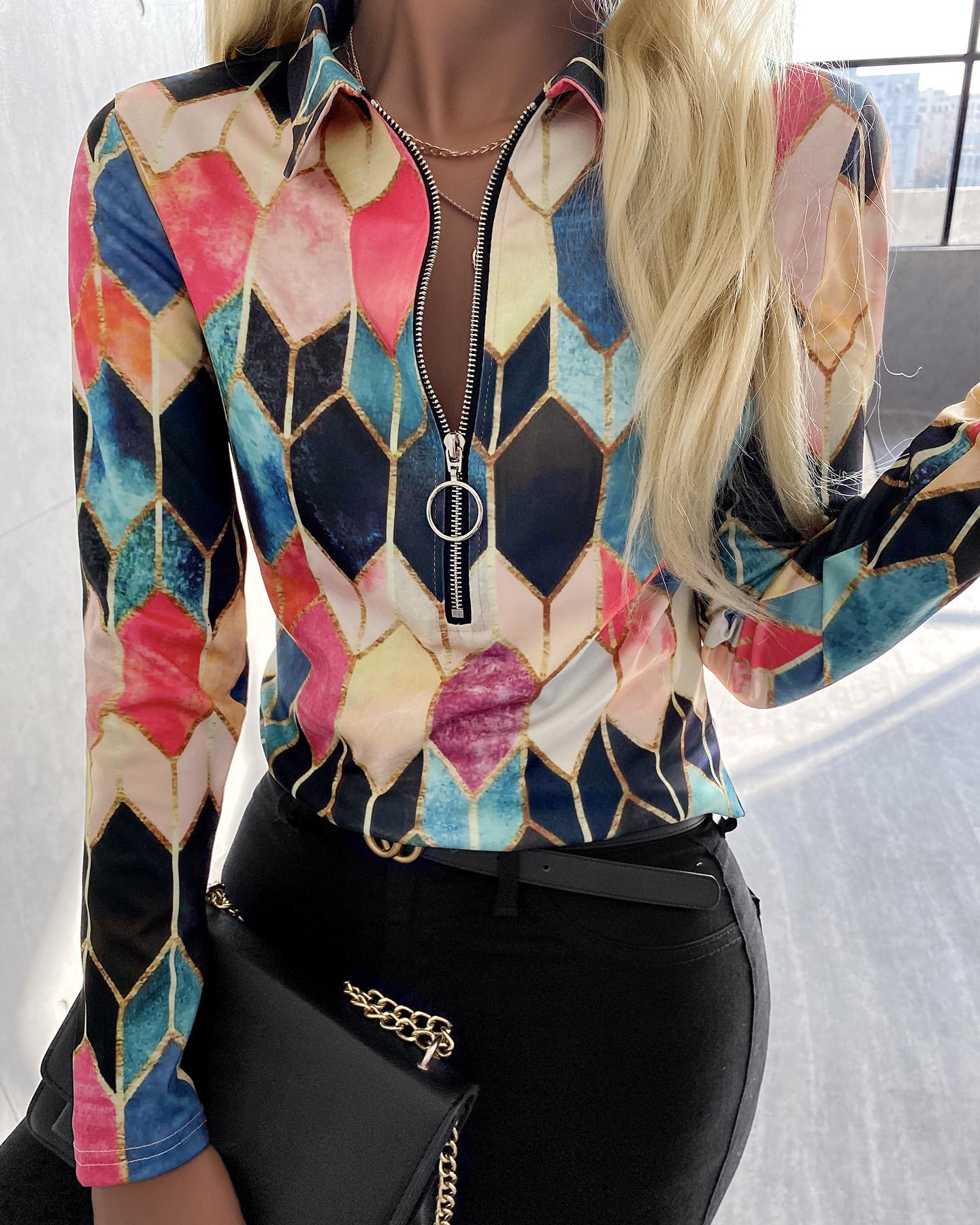 

Zipper Design Geometric Print Top, Pink