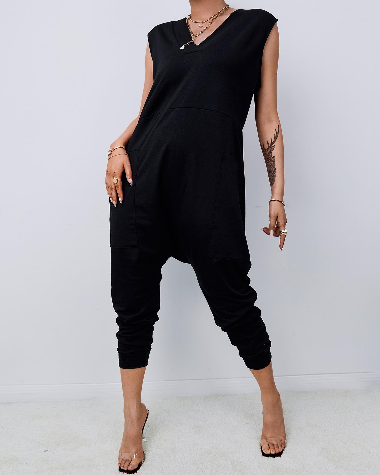 

Sleeveless Pocket Design V-Neck Jumpsuit, Black