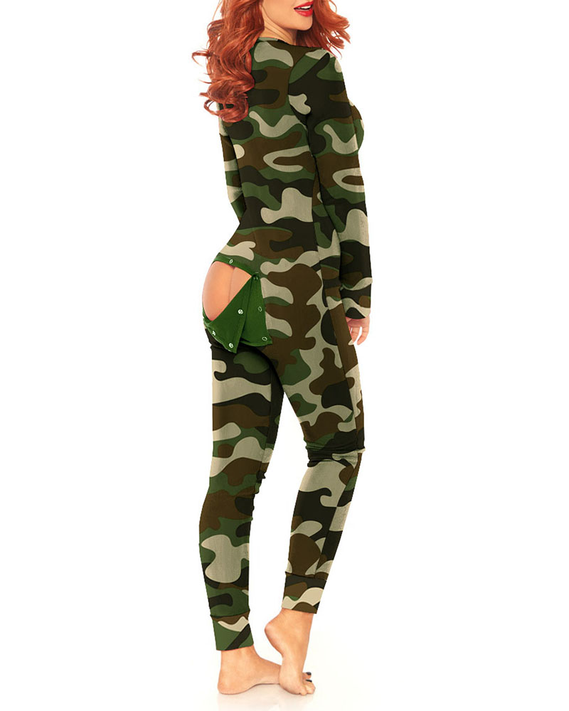 

Camouflage Functional Buttoned Flap Adults Pajamas, Army green