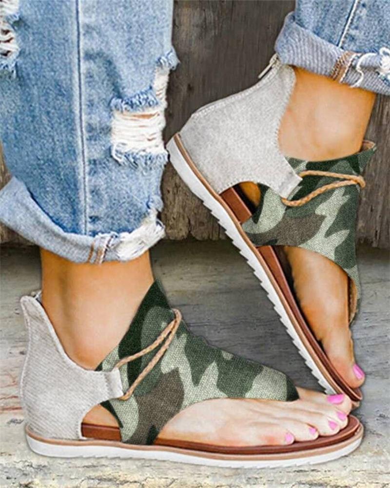 

Cut Out Flat Sandals, Camoflage