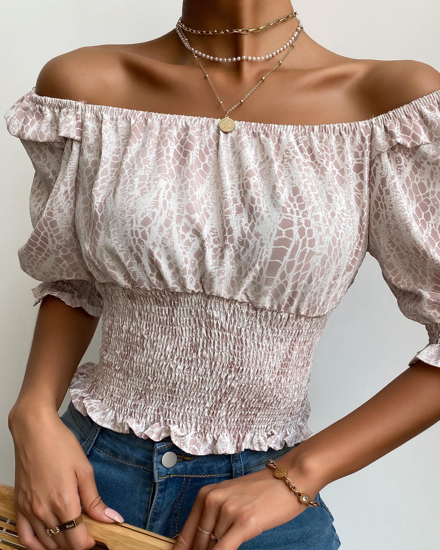

Cheetah Pattern Print Shirring Detail Frill Hem Top, Pink