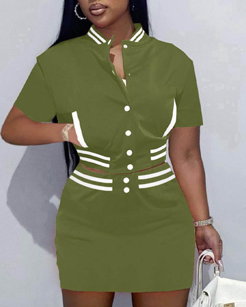

Contrast Paneled Baseball Collar Crop Top & Skirt Set, Green