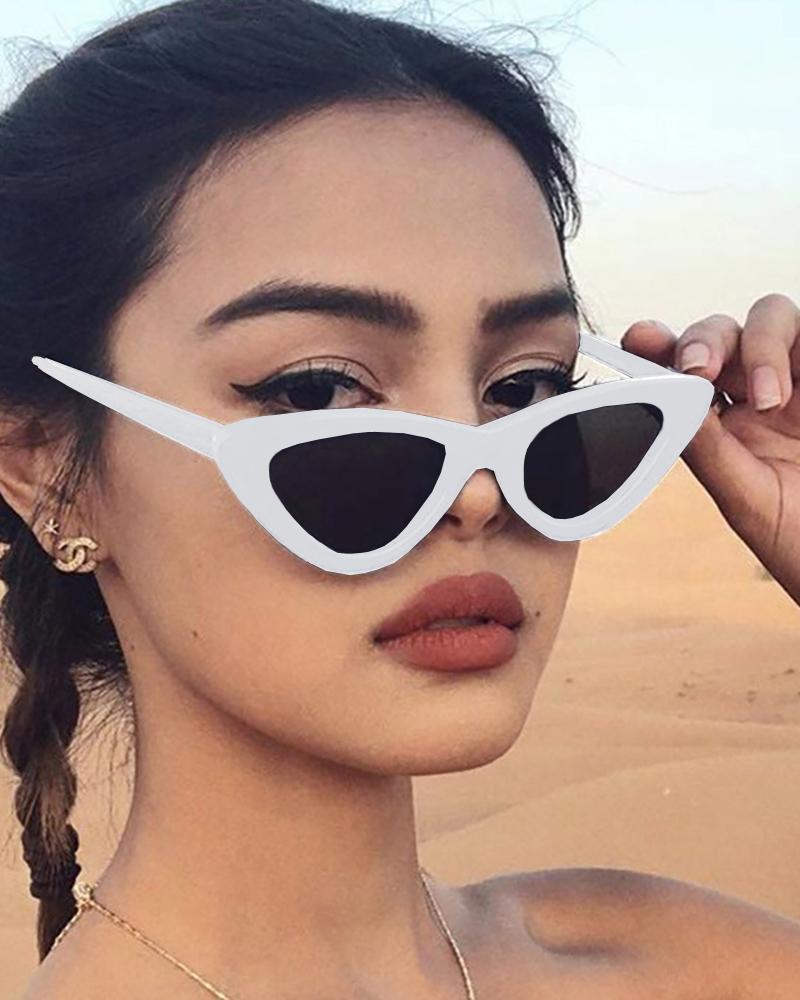 

1Pair Retro Cat Eye Frame Sunglasses, White